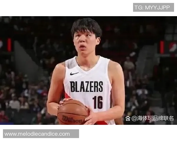王仕鹏谈杨瀚森体能提升夏季美国训练效果显著 王仕鹏谈杨瀚森体能提升夏季美国训练效果显著